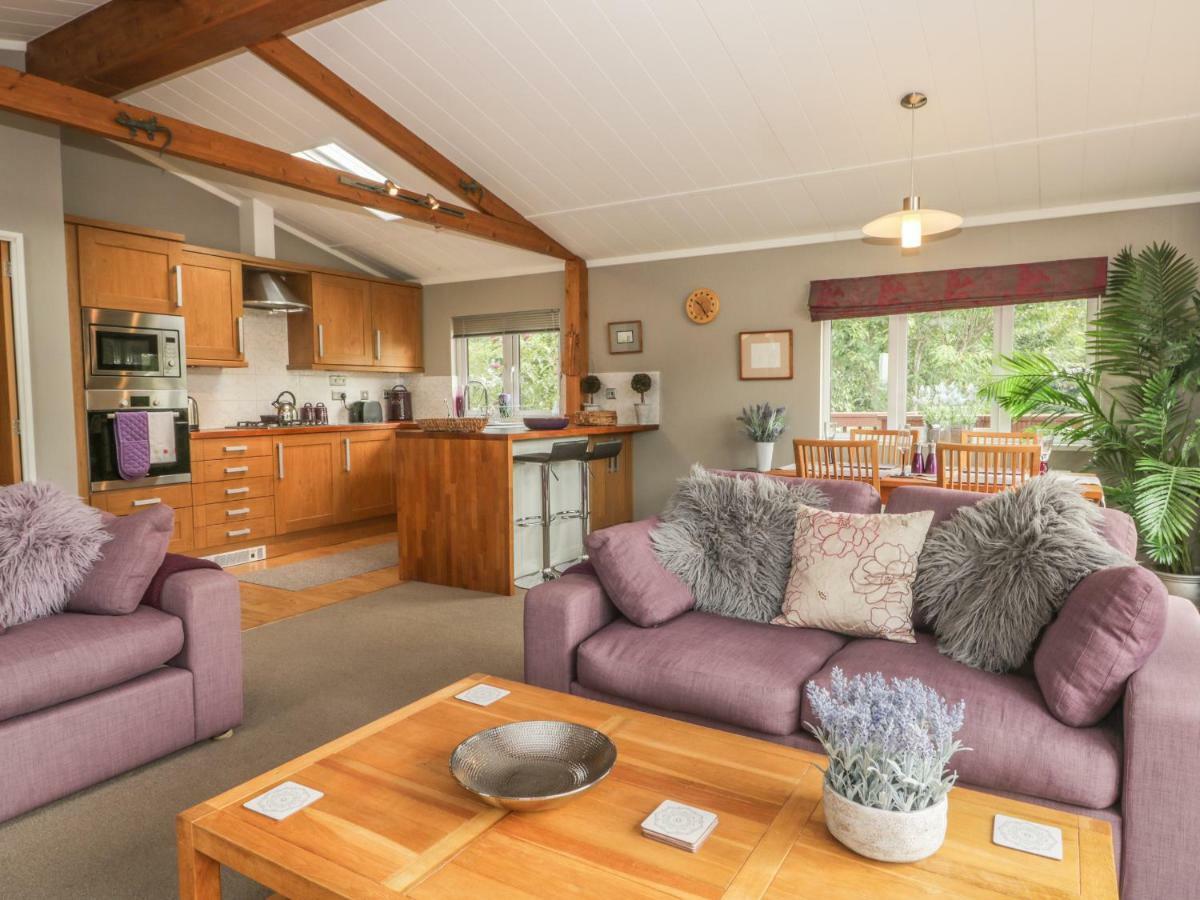 Bulmer Farm Lodge モルトン エクステリア 写真
